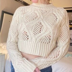 FOREVER 21 KNIT CROP SWEATER